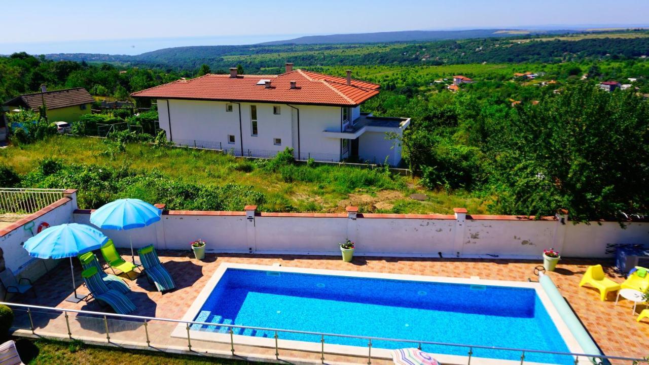 Вила Сънрайз - Villa Sunrise Warna Exterior foto